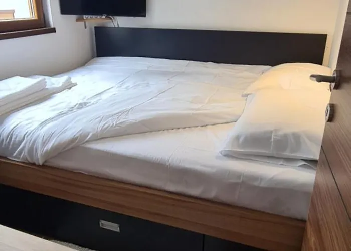 Apartment Harmony Wellness&spa Sa Garaznim Mestom *